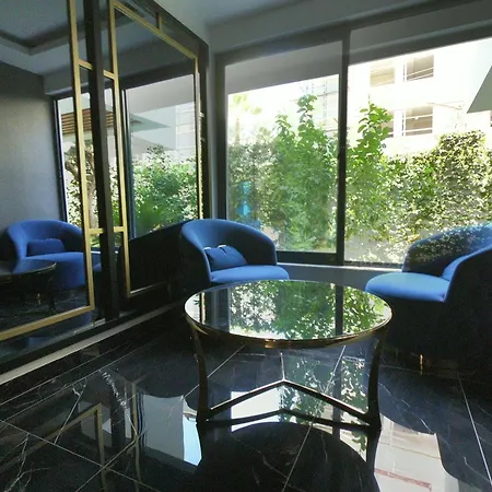 Appartement 26 Cleopatra Legacy No 8 *