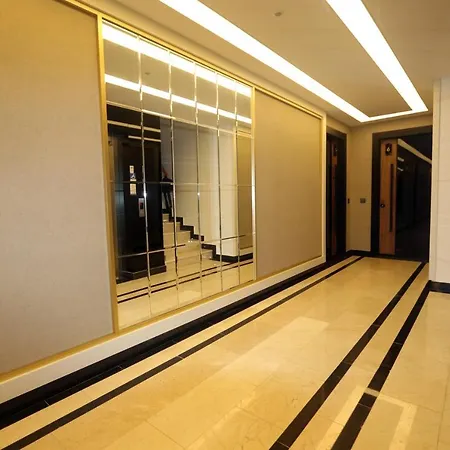 26 Cleopatra Legacy