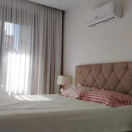 26 Cleopatra Legacy No 8 *